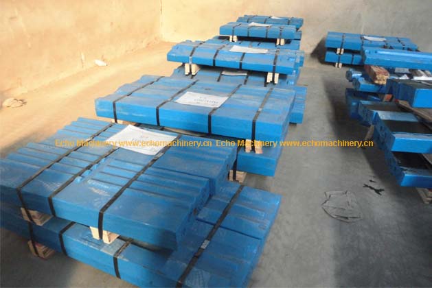 Photo of 25 Tones Crusher Spare Parts  Goods in Warehouse